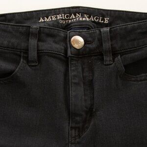 Women's American Eagle (Black) size 2 Long